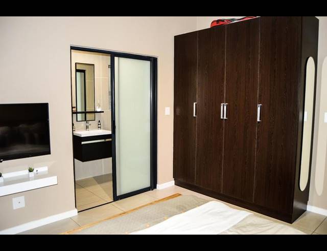 2 BEDROOM APARTMENT FOR SALE IN GREENSTONE HILL